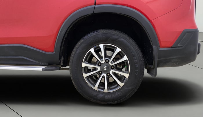 2023 Mahindra SCORPIO-N Z4 PETROL AT 7 STR, Petrol, Automatic, 32,229 km, Left Rear Wheel