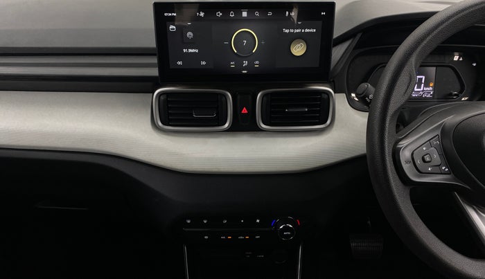 2025 Tata PUNCH Accomplished Plus (S) AMT, Petrol, Automatic, 8,487 km, Air Conditioner