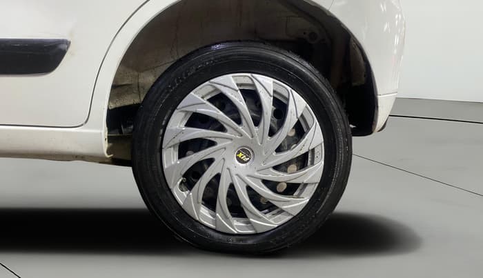 2014 Maruti Wagon R 1.0 VXI, Petrol, Manual, 1,25,276 km, Left Rear Wheel