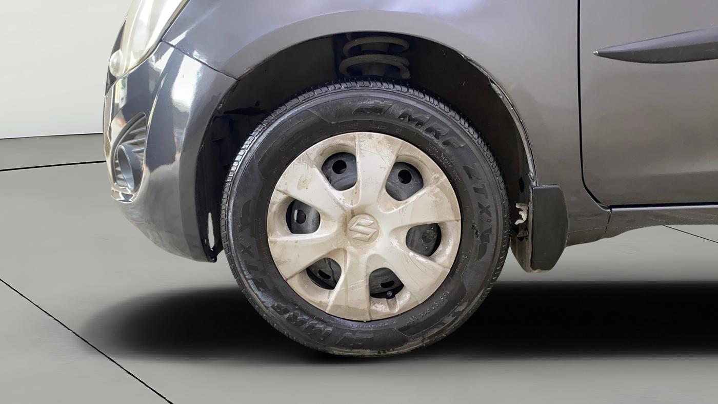 2015 Maruti Ritz VXI, CNG, Manual, 61,844 km, Left Front Wheel