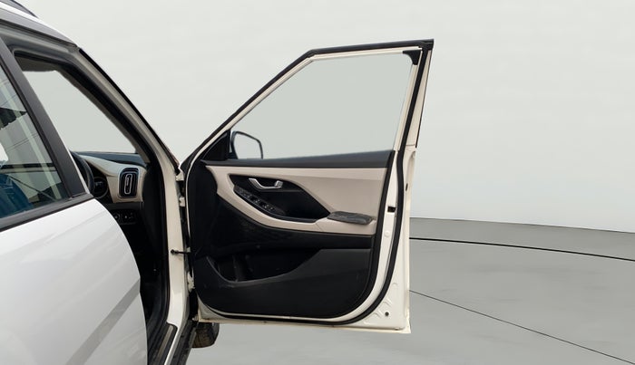 2021 Hyundai Creta SX EXECUTIVE 1.5 PETROL, Petrol, Manual, 55,862 km, RHS Front Door