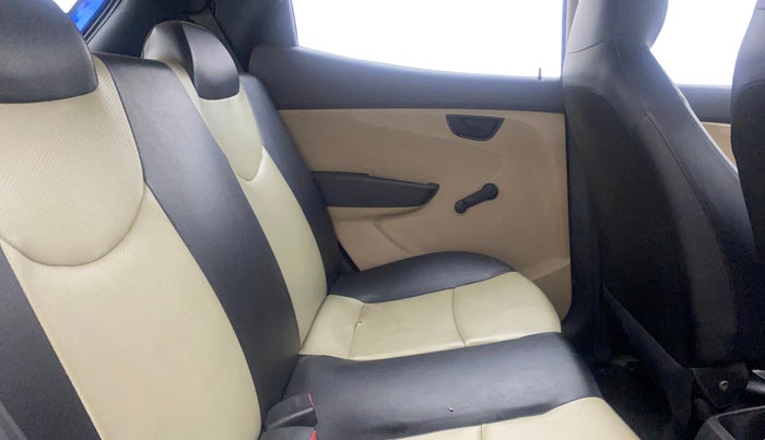 2015 Hyundai Eon ERA +, Petrol, Manual, 77,620 km, Right Side Rear Door Cabin