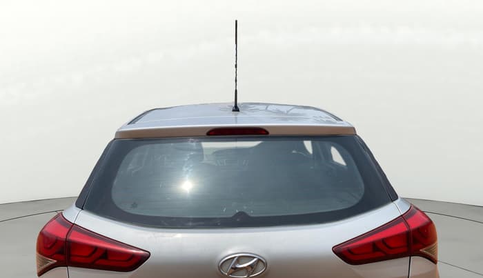 2015 Hyundai Elite i20 SPORTZ 1.2, Petrol, Manual, 1,24,437 km, Rear Windshield