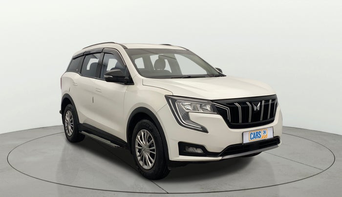 2021 Mahindra XUV700 AX 3 P MT 5 STR, Petrol, Manual, 40,193 km, Right Front Diagonal