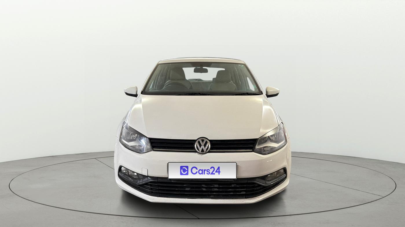 2015 Volkswagen Polo COMFORTLINE 1.2L, Petrol, Manual, 82,772 km, Front