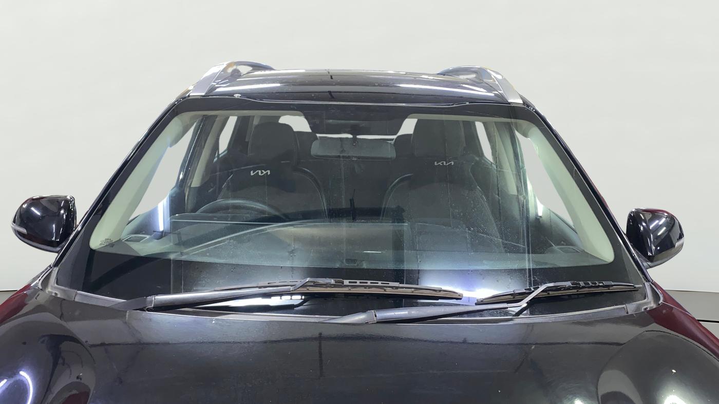 2022 KIA SONET HTK PLUS 1.2, Petrol, Manual, 53,770 km, Front Windshield