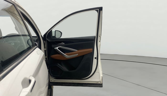 2020 MG HECTOR PLUS SHARP 1.5 PETROL TURBO DCT 6-STR, Petrol, Automatic, 66,402 km, RHS Front Door