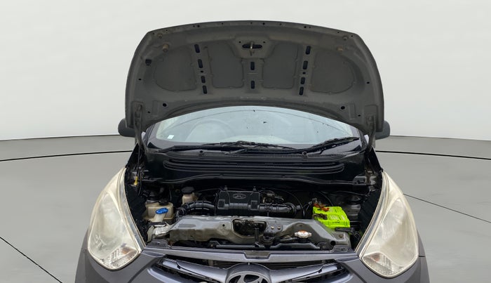 2016 Hyundai Eon MAGNA +, Petrol, Manual, 1,36,063 km, Open Bonet