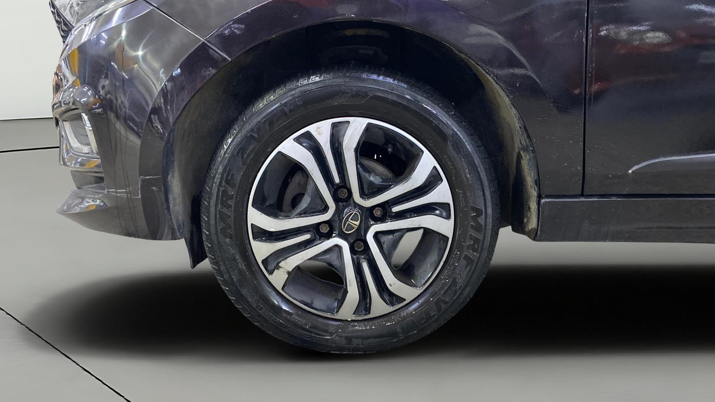 2022 Tata Tiago XZ PLUS CNG, CNG, Manual, 1,14,967 km, Left Front Wheel