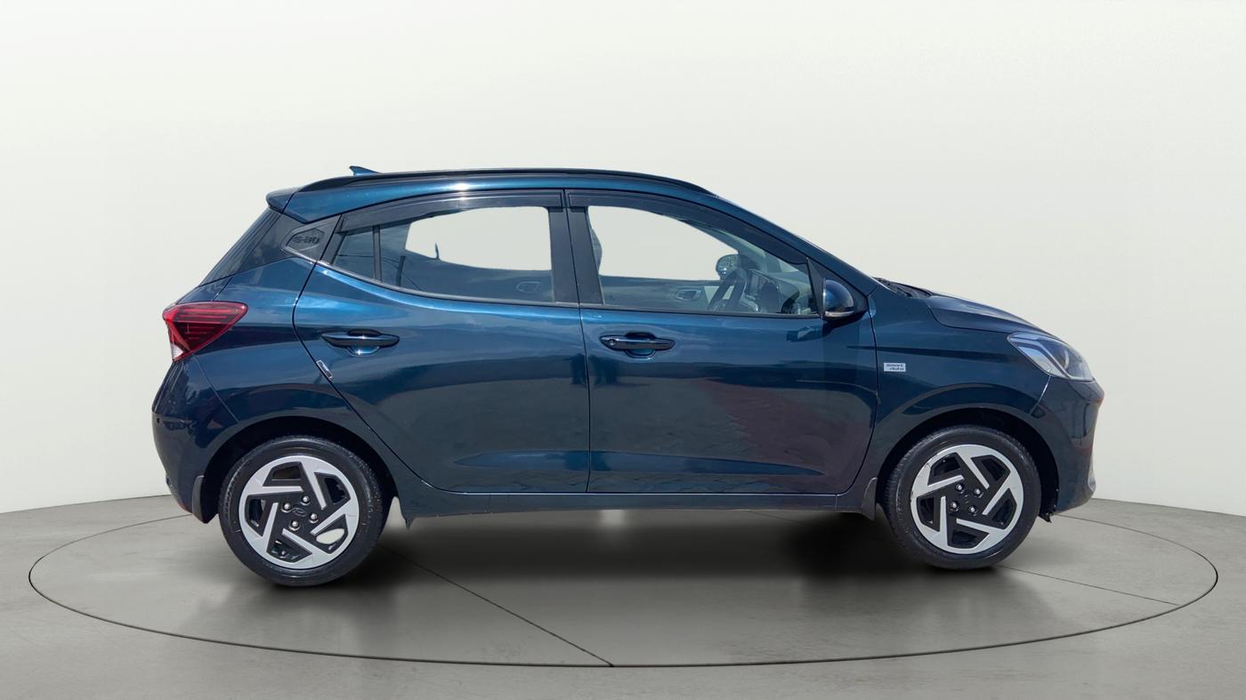 2024 Hyundai GRAND I10 NIOS SPORTZ AMT 1.2 KAPPA VTVT, Petrol, Automatic, 10,776 km, Right Side View