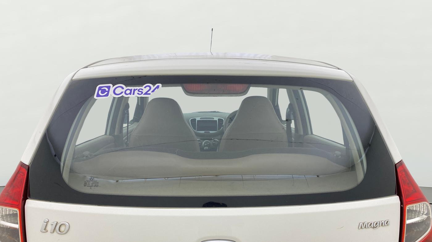 2016 Hyundai i10 MAGNA 1.1, CNG, Manual, 1,31,515 km, Rear Windshield