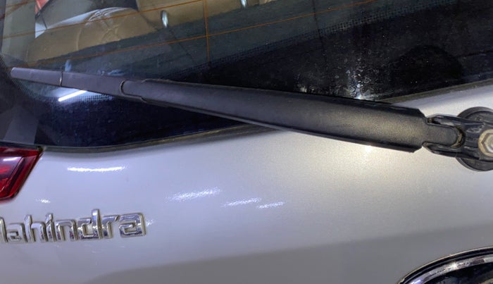 2018 Mahindra XUV500 W7 AT, Diesel, Automatic, 61,087 km, Rear Wiper