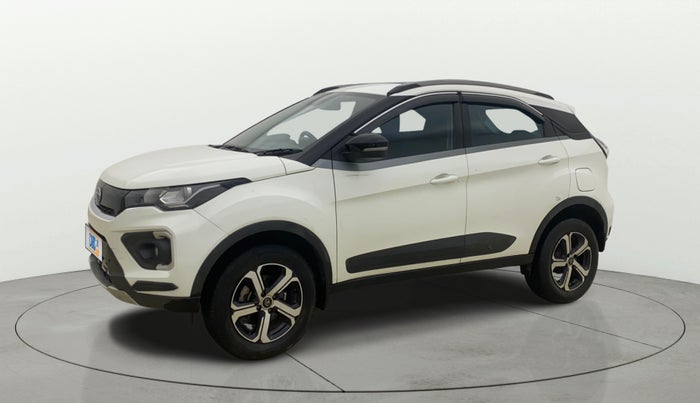 2021 Tata NEXON XZA PLUS SUNROOF PETROL, Petrol, Automatic, 30,098 km, Left Front Diagonal