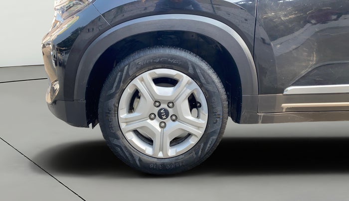 2021 KIA SONET HTX 1.5, Diesel, Manual, 42,963 km, Left Front Wheel