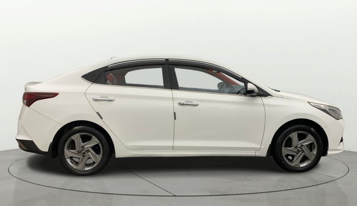 2022 Hyundai Verna SX (O)1.5 VTVT, CNG, Manual, 60,708 km, Right Side View