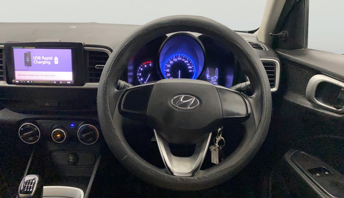 2019 Hyundai VENUE E 1.4 CRDI, Diesel, Manual, 1,10,474 km, Steering Wheel Close Up
