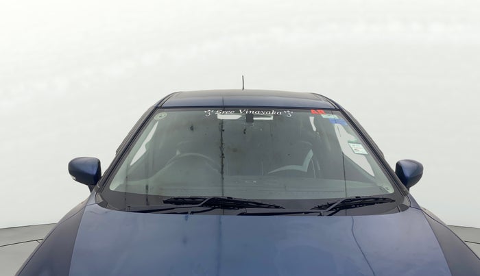 2017 Maruti Baleno ALPHA PETROL 1.2, Petrol, Manual, 54,030 km, Front Windshield