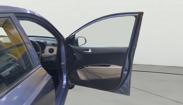 2017 Hyundai Grand i10 SPORTZ 1.2 KAPPA VTVT, Petrol, Manual, 43,813 km, RHS Front Door