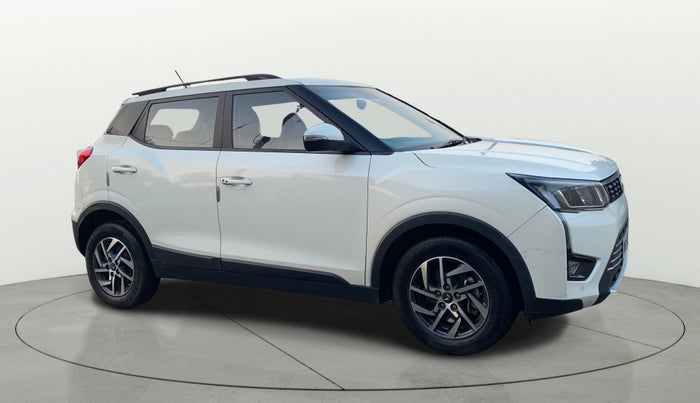 2023 Mahindra XUV300 W8 (O) 1.2 PETROL, Petrol, Manual, 30,905 km, SRP