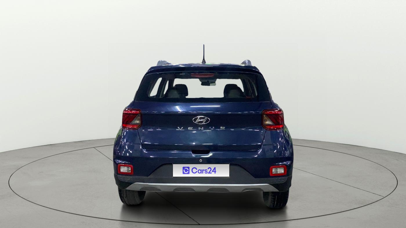 2022 Hyundai VENUE S 1.2, Petrol, Manual, 74,132 km, Back/Rear