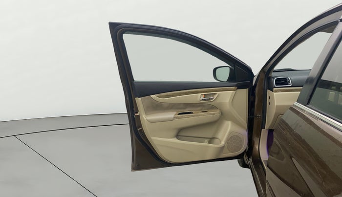 2018 Maruti Ciaz DELTA 1.5 SHVS MT PETROL, Petrol, Manual, 1,11,327 km, LHS Front Door