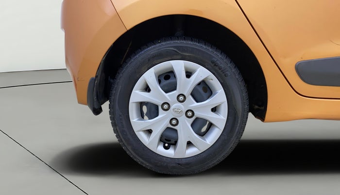 2014 Hyundai Grand i10 SPORTZ 1.2 KAPPA VTVT, Petrol, Manual, 49,805 km, Right Rear Wheel