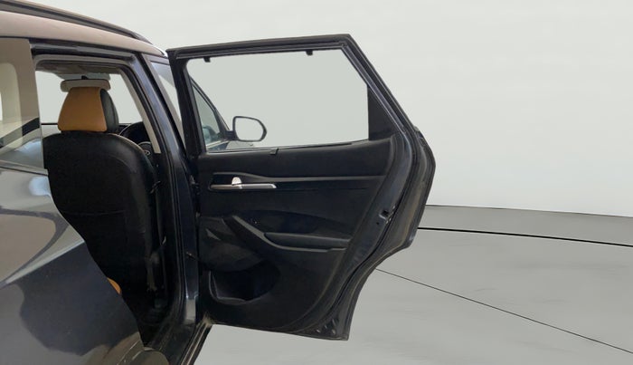 2020 KIA SELTOS HTK PLUS 1.5, Petrol, Manual, 69,675 km, RHS Rear Door