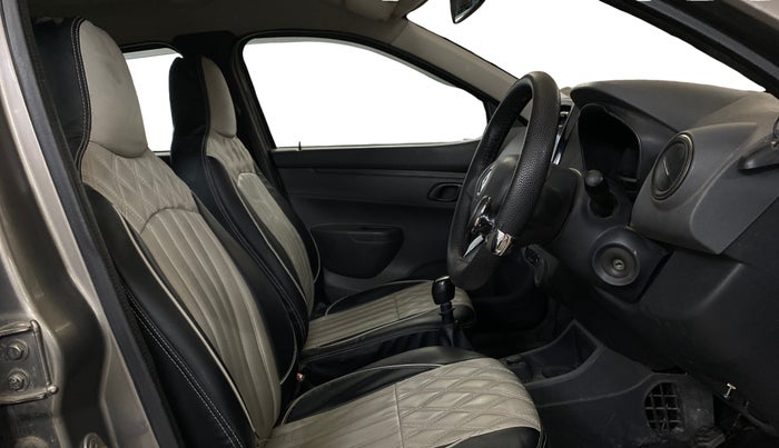 2016 Renault Kwid RXT 0.8, Petrol, Manual, 93,026 km, Right Side Front Door Cabin