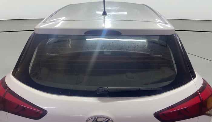 2016 Hyundai Elite i20 ASTA 1.4 CRDI, Diesel, Manual, 85,511 km, Rear Windshield