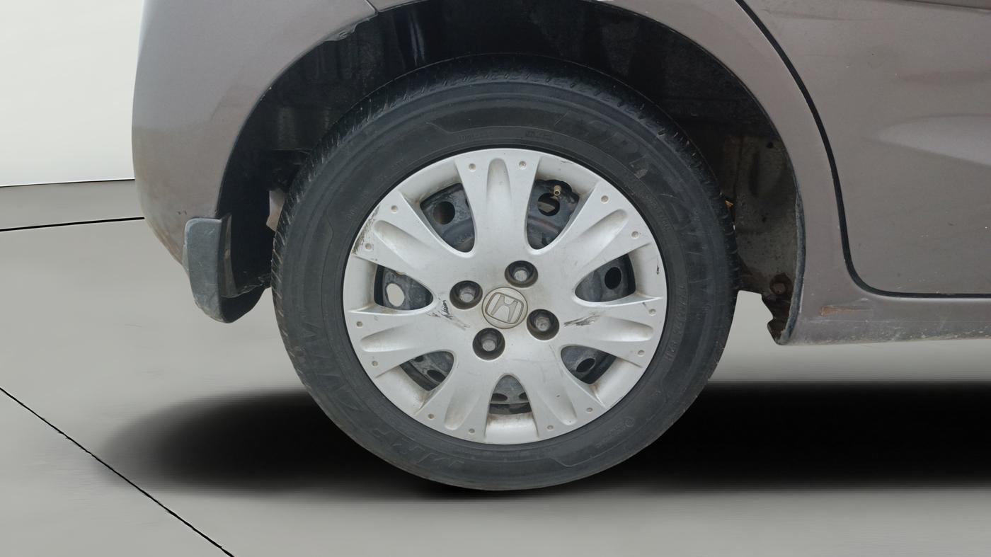 2014 Honda Brio S MT, Petrol, Manual, 86,246 km, Right Rear Wheel