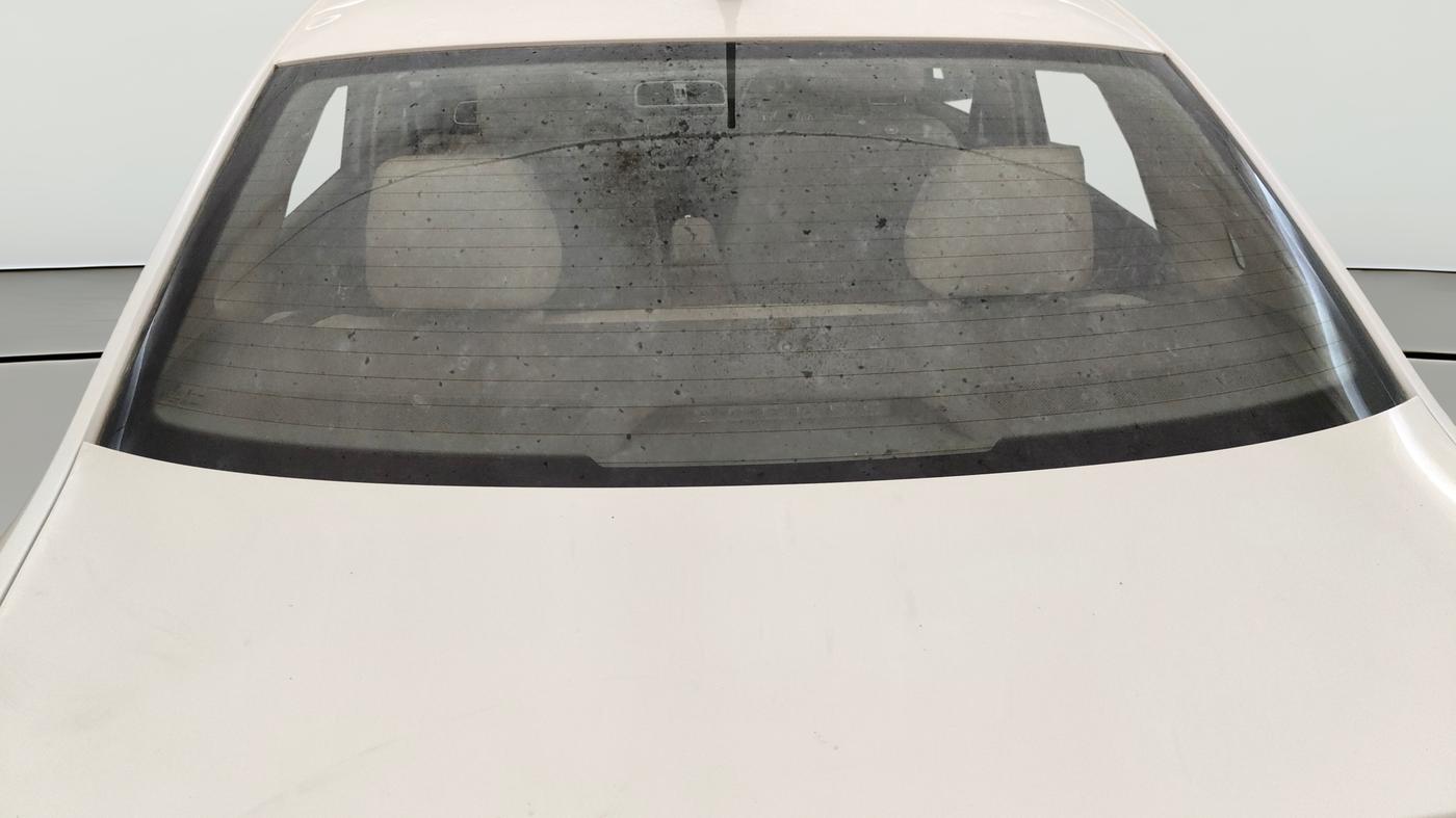 2015 Volkswagen Vento HIGHLINE PETROL AT, Petrol, Automatic, 60,126 km, Rear Windshield