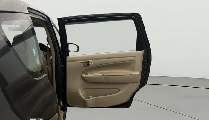 2015 Maruti Ertiga VXI, Petrol, Manual, 1,00,674 km, RHS Rear Door