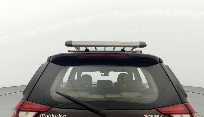2018 Mahindra XUV500 W11, Diesel, Manual, 48,357 km, Rear Windshield