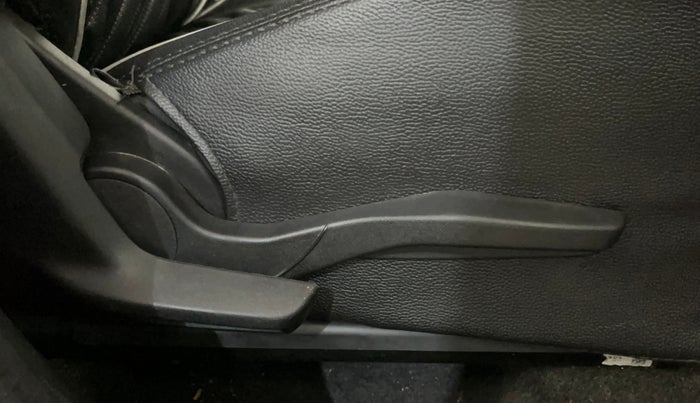 2018 Maruti Swift VXI AMT, Petrol, Automatic, 17,286 km, Driver Side Adjustment Panel