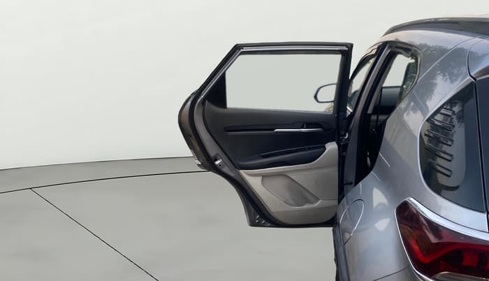 2020 KIA SONET HTX 1.0 IMT, Petrol, Manual, 1,41,797 km, LHS Rear Door