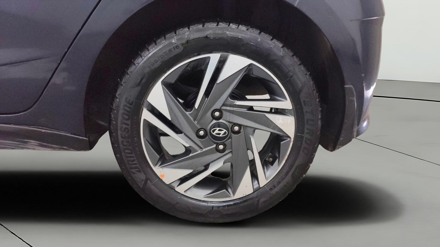2021 Hyundai NEW I20 ASTA 1.2 AT, Petrol, Automatic, 80,370 km, Left Rear Wheel