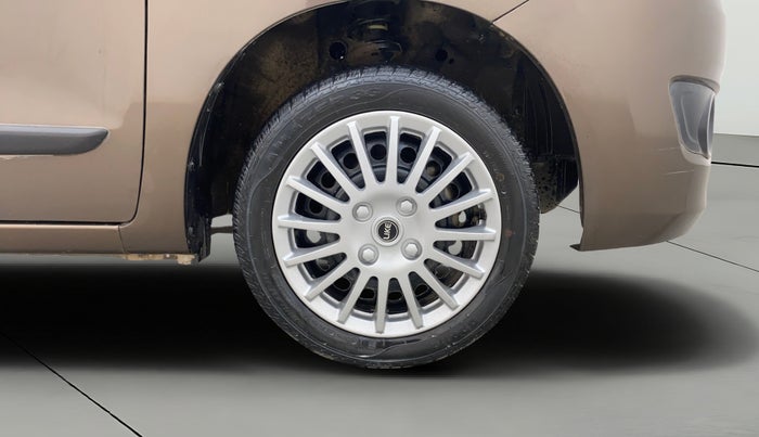 2017 Maruti Wagon R 1.0 VXI, Petrol, Manual, 52,023 km, Right Front Wheel