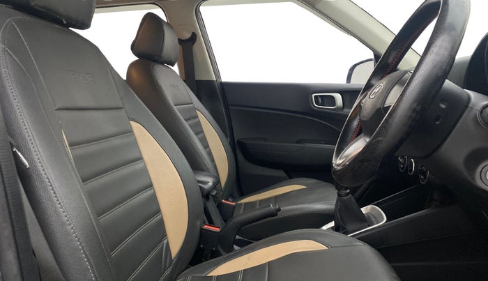 2019 Hyundai VENUE S 1.2, Petrol, Manual, 82,853 km, Right Side Front Door Cabin