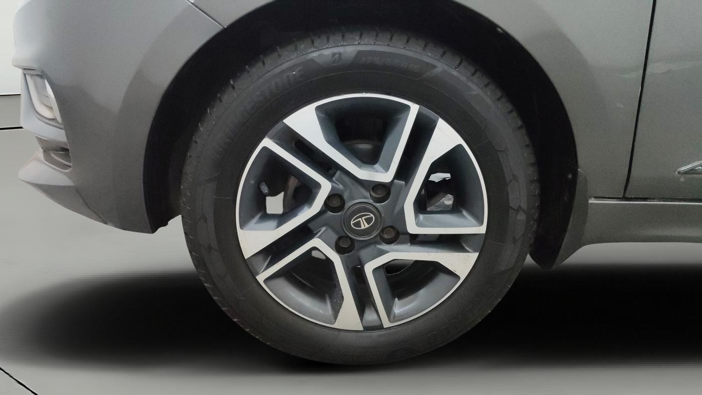 2020 Tata TIGOR XZA PLUS PETROL, Petrol, Automatic, 54,204 km, Left Front Wheel