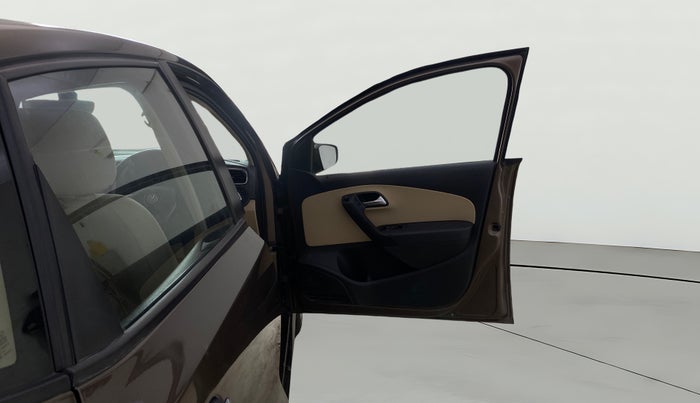 2016 Volkswagen Ameo HIGHLINE1.2L, Petrol, Manual, 27,425 km, RHS Front Door