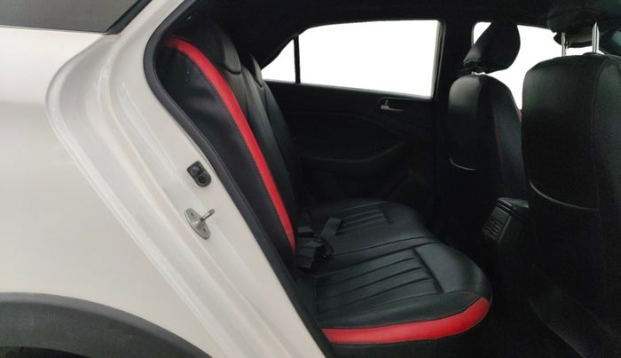 2018 Hyundai i20 Active 1.2 S, Petrol, Manual, 52,039 km, Right Side Rear Door Cabin