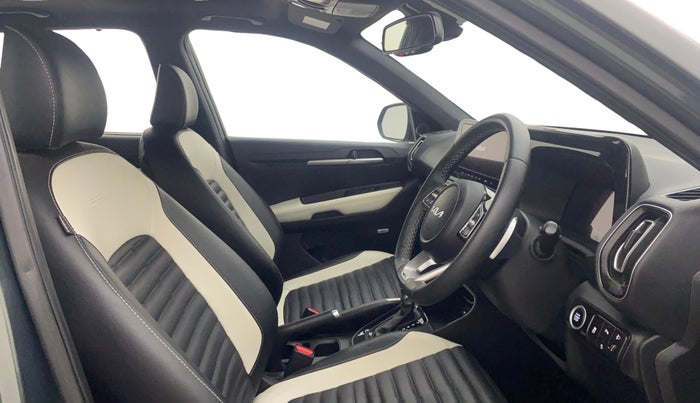 2024 KIA SONET GTX PLUS 1.0 TURBO PETROL DCT, Petrol, Automatic, 22,145 km, Right Side Front Door Cabin