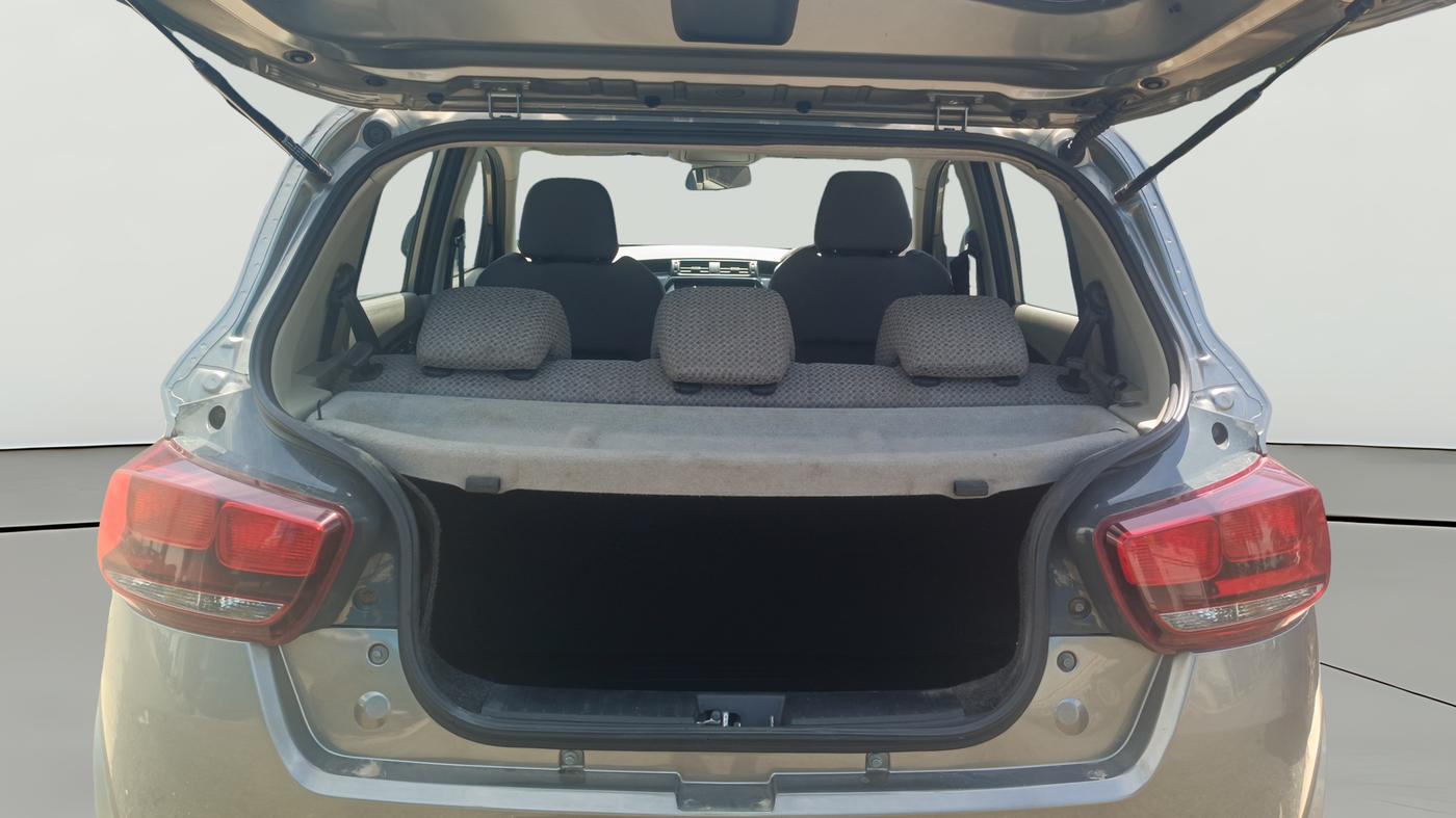 2016 Mahindra Kuv100 K6 5 STR, Petrol, Manual, 33,624 km, Boot Open Zoomed View
