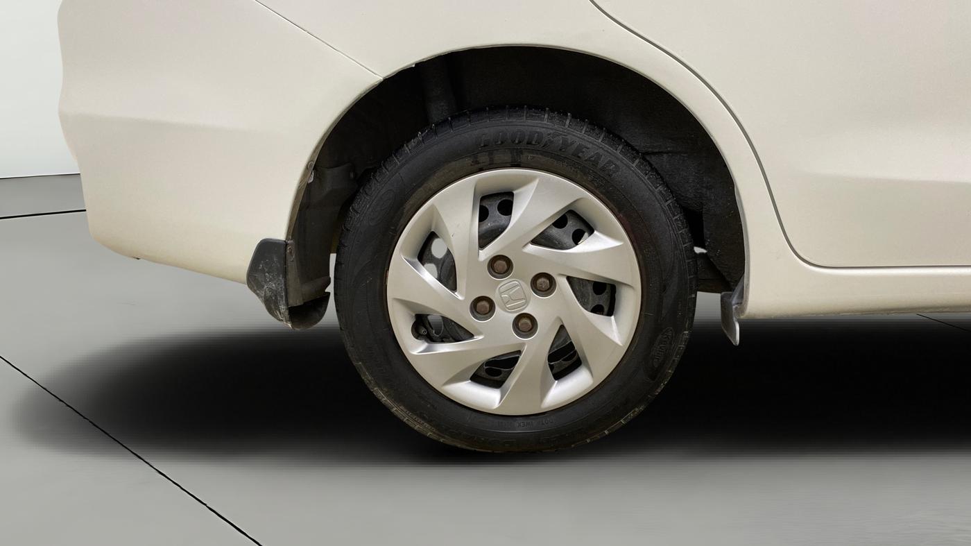 2013 Honda Amaze 1.5L I-DTEC S, Diesel, Manual, 80,191 km, Right Rear Wheel