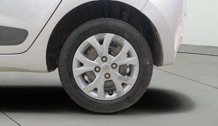 2016 Hyundai Grand i10 SPORTZ 1.2 KAPPA VTVT, Petrol, Manual, 84,427 km, Left Rear Wheel