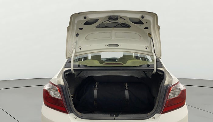 2016 Honda Amaze 1.2L I-VTEC SX, CNG, Manual, 1,23,543 km, Boot Door Open