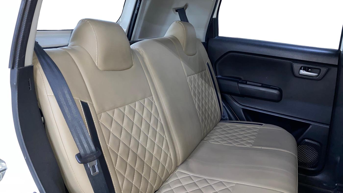 2019 Maruti New Wagon-R VXI 1.2, Petrol, Manual, 44,150 km, Right Side Rear Door Cabin