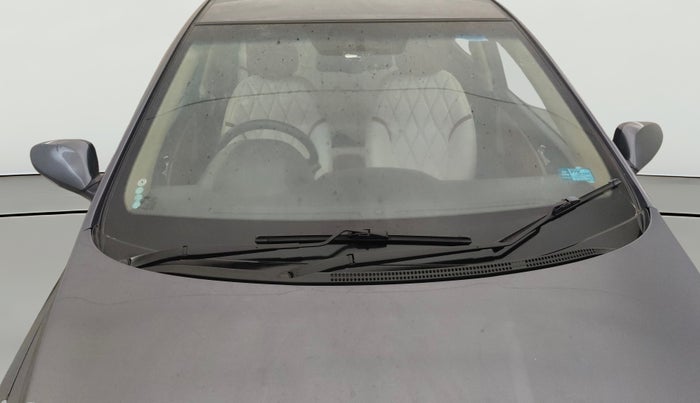 2014 Hyundai Verna FLUIDIC 1.6 CRDI SX, Diesel, Manual, 87,372 km, Front Windshield