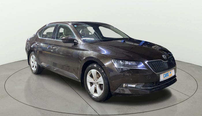 2019 Skoda Superb STYLE 1.8 TSI AT, Petrol, Automatic, 23,235 km, Right Front Diagonal