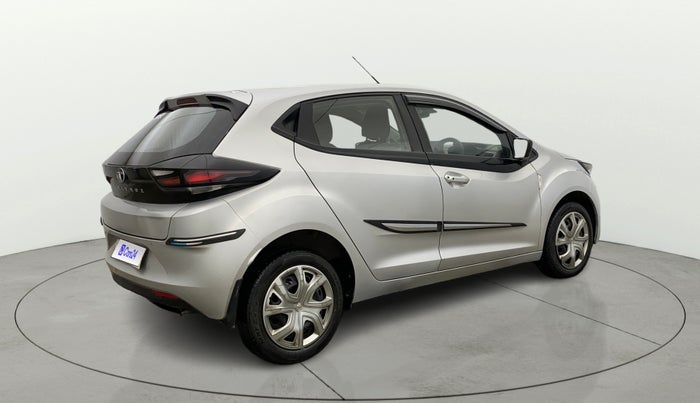 2021 Tata ALTROZ XT PETROL, Petrol, Manual, 52,639 km, Right Back Diagonal